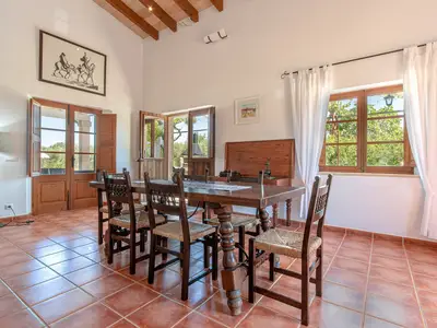 DiningRoom