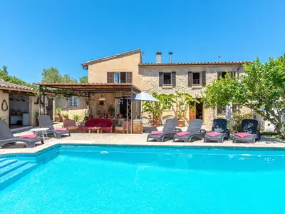 PoolOfHouse