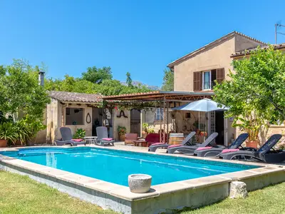 PoolOfHouse