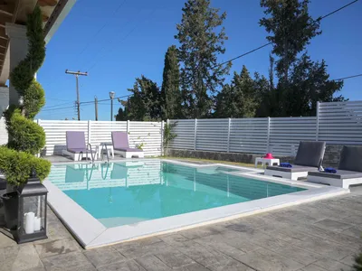 PoolOfHouse