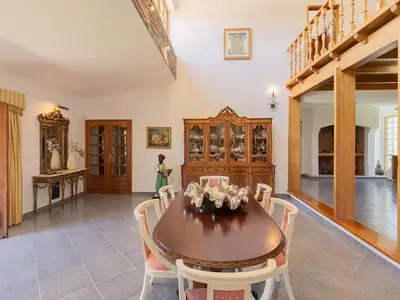 DiningRoom