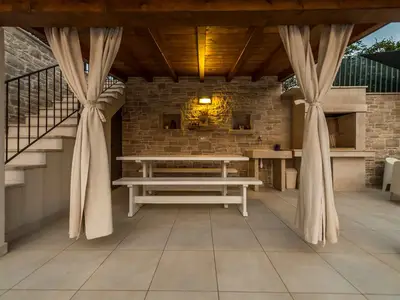 Villa für 7 Personen (110 m²) in Bašići 7/10