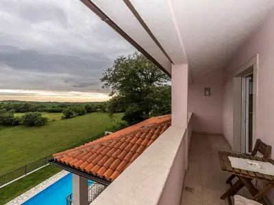 Villa für 8 Personen (180 m²) in Bašići 10/10