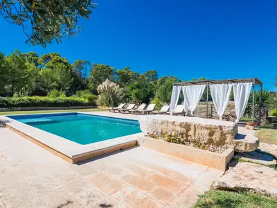 PoolOfHouse