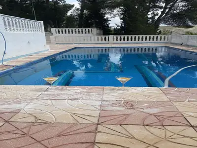 PoolOfHouse