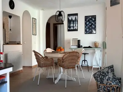 DiningRoom