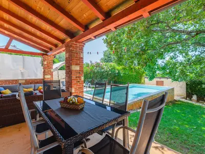 Villa für 8 Personen (130 m²) in Bacva 7/10