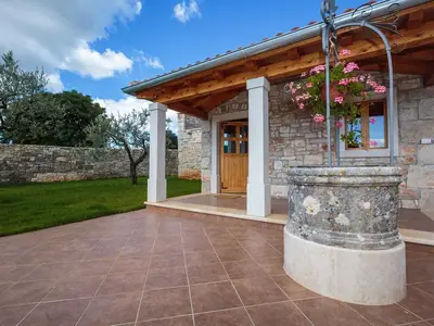Villa für 12 Personen (151 m²) in Bašići 5/10