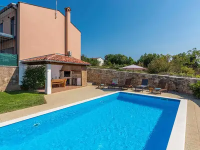 Villa für 12 Personen (151 m²) in Bašići 7/10