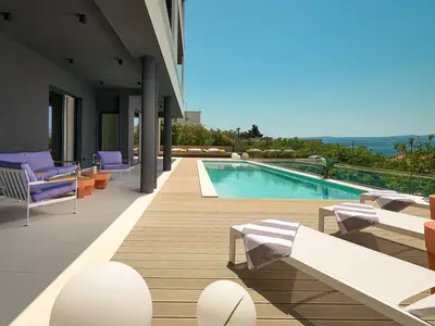 Seaview Villa Flora ist in der Tat ein Meisterwerk, das sich über drei Etagen erstreckt