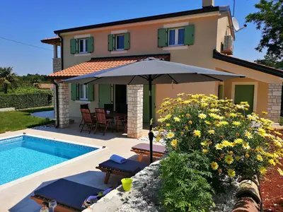 Villa für 6 Personen (110 m²) in Juricani 1/10