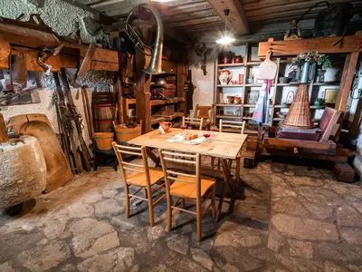 DiningRoom