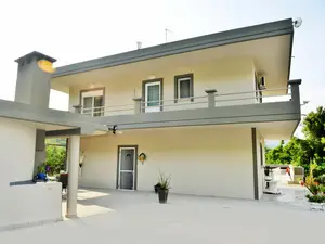 Villa für 6 Personen (120 m²) in Καλυθιαί