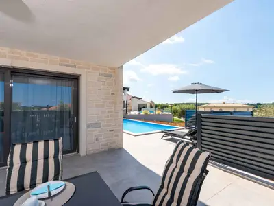 Villa für 4 Personen (130 m²) in Fuškulin 10/10