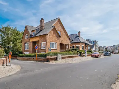 Außenseite Ferienhaus [Sommer]