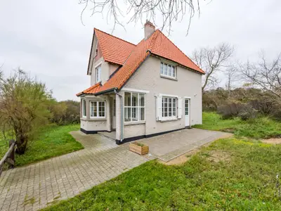 Außenseite Ferienhaus [Sommer]