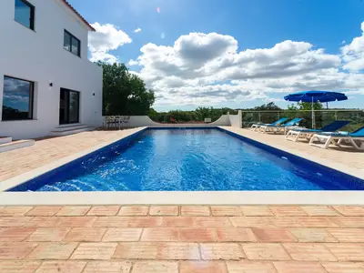 PoolOfHouse