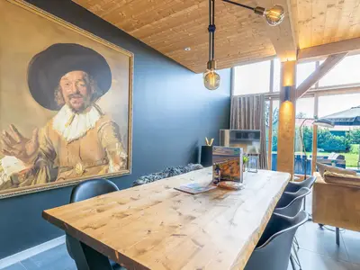 DiningRoom