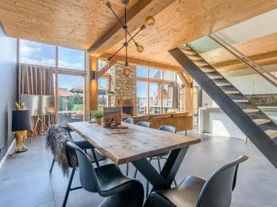 DiningRoom