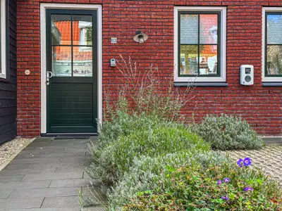 Außenseite Ferienhaus [Sommer]