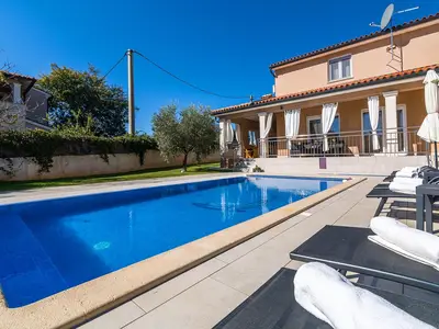 Villa für 8 Personen (130 m²) in Divsici 8/10