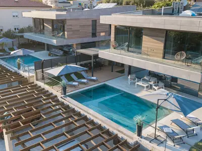 Villa für 8 Personen (295 m²) in Baška 1/10