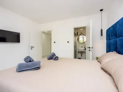 Villa für 8 Personen (180 m²) in Baška 8/10