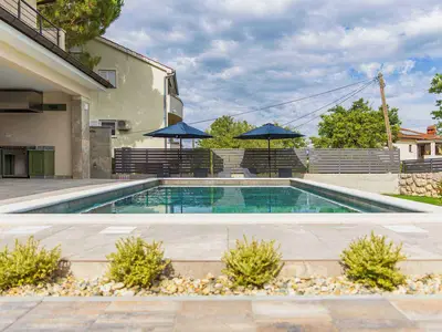 Villa für 8 Personen (125 m²) in Porat 6/10