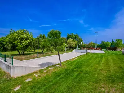 Villa für 10 Personen (350 m²) in Orbanići 2/10