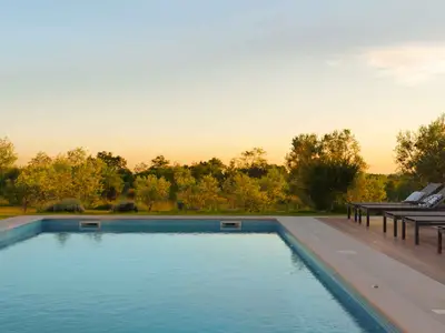 Villa für 12 Personen (600 m²) in Smoljanci 4/10