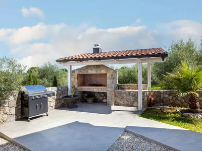 Villa für 6 Personen (160 m²) in Kremenići 6/10