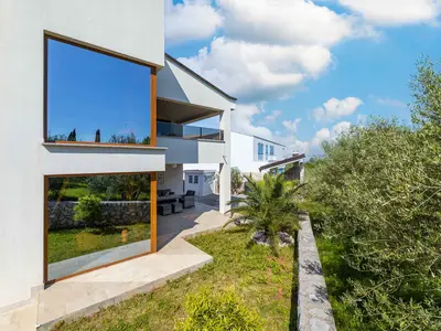 Villa für 6 Personen (160 m²) in Kremenići 8/10