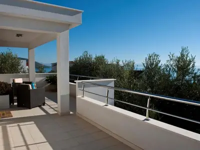 balcony-terrace