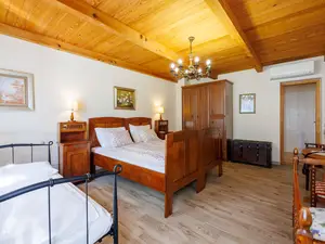 Villa für 14 Personen (330 m²) in Bribir