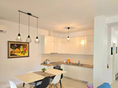 Küche und Essbereich