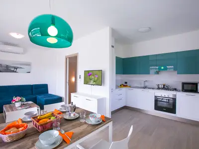 Küche und Essbereich