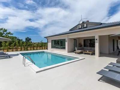 Villa für 6 Personen (125 m²) in Kringa 3/10