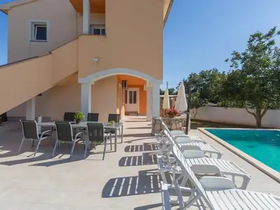 Villa für 8 Personen (120 m²) 8/10