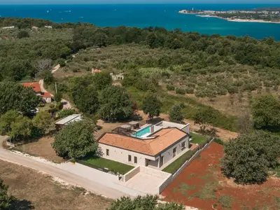 Villa für 8 Personen (200 m²) in Tar 7/10