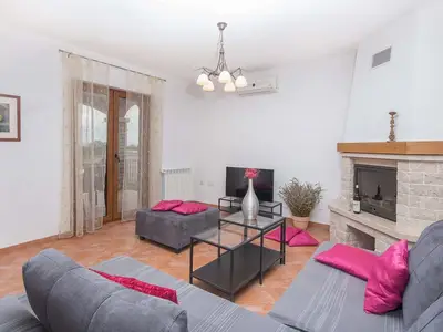 Villa für 8 Personen (120 m²) in Divsici 7/10