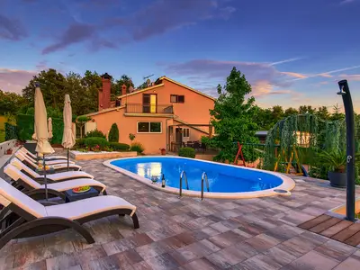 Villa für 8 Personen (207 m²) in Pazin 4/10