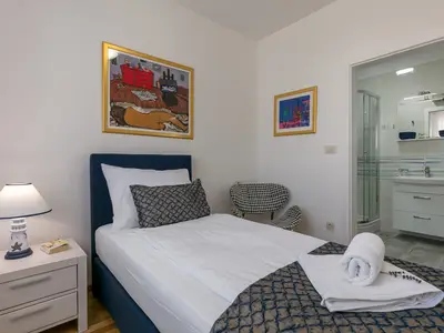 Villa für 7 Personen (240 m²) in Milna 5/10