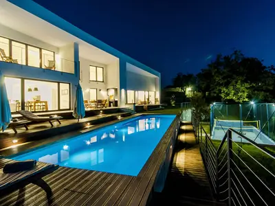 Villa für 9 Personen (350 m²) in Bokordići 4/10