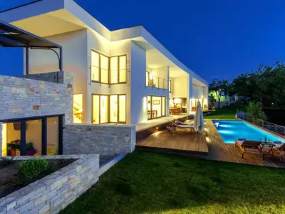 Villa für 9 Personen (350 m²) in Bokordići 5/10