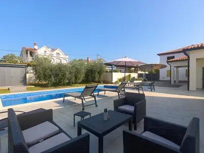 Villa für 8 Personen (150 m²) in Novigrad 4/10
