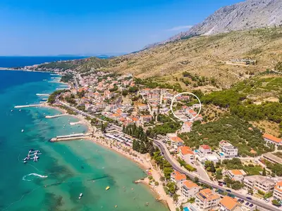 Location of Villa Bane in Duće, only 120m from the sea, sandy beaches