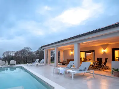 Villa für 6 Personen (120 m²) in Bale 2/10