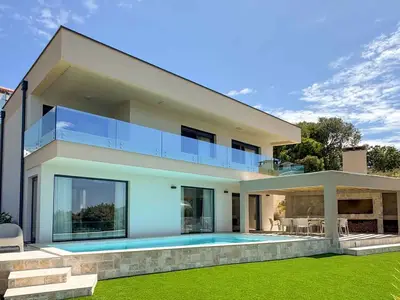 Villa für 12 Personen (520 m²) 1/10