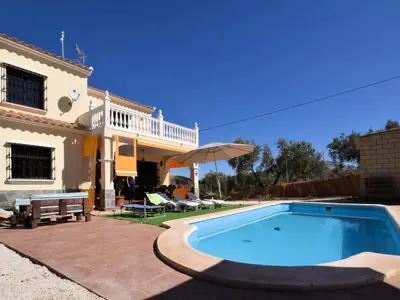PoolOfHouse