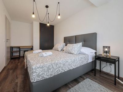 Villa für 19 Personen (300 m²) in Starigrad-Paklenica 9/10